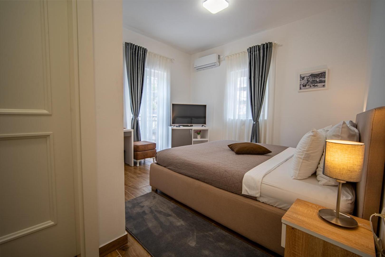 Skala Luxury Rooms Cetinje Exterior foto